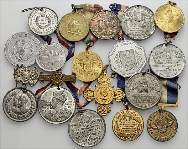 Münze-Großbritannien-Lot-diverse-Medaillen-Queen-Victoria-Eward-VIII-Georg-V-VIA12497